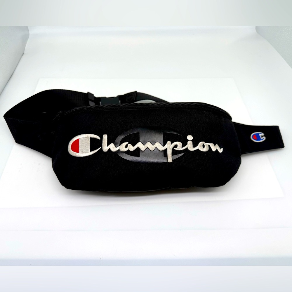 Champion Large Unisex Fanny Pack Adjustable Waist Belt Key Loop Spacious Storage